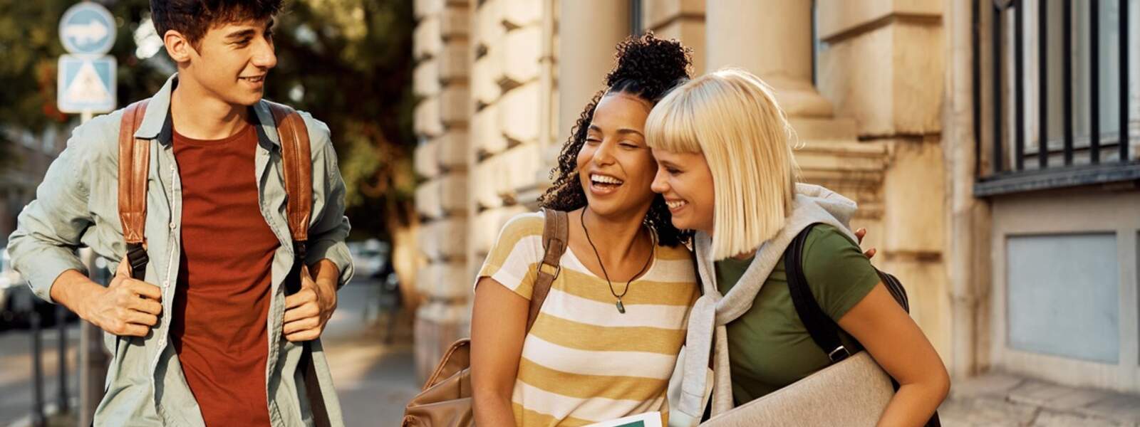 Sprachreisen für Schüler – Der ultimative Guide Sprachreisen für Schüler – Der ultimative Guide