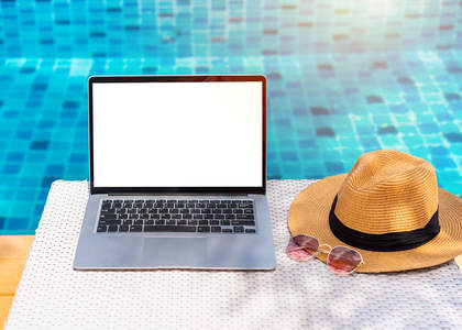 An welchem Tag Urlaub buchen – Diese Studie klärt auf 