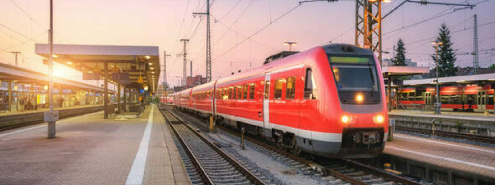 Mit diesen 5 Tipps spart Ihr richtig bei Gruppenreisen mit der Deutschen Bahn Mit diesen 5 Tipps spart Ihr richtig bei Gruppenreisen mit der Deutschen Bahn