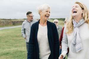 Welche Versicherung braucht man für eine Urlaubsreise für Senioren?