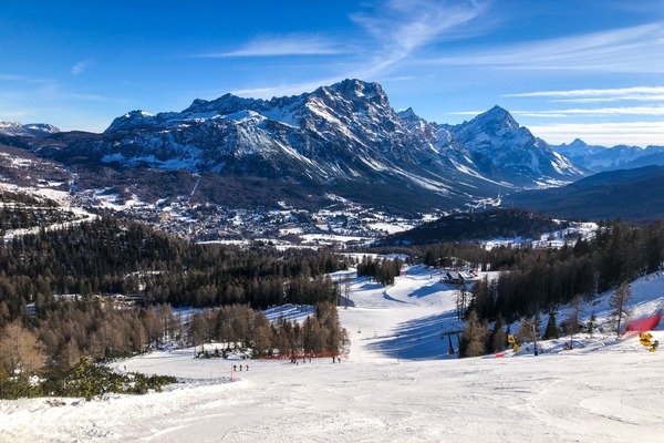 Ski-Klassenfahrten Cortina d'Ampezzo Ski-Klassenfahrten Cortina d'Ampezzo