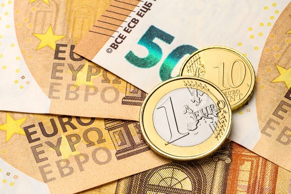 Wie viel kostet ein Auslandsjahr in Frankreich?